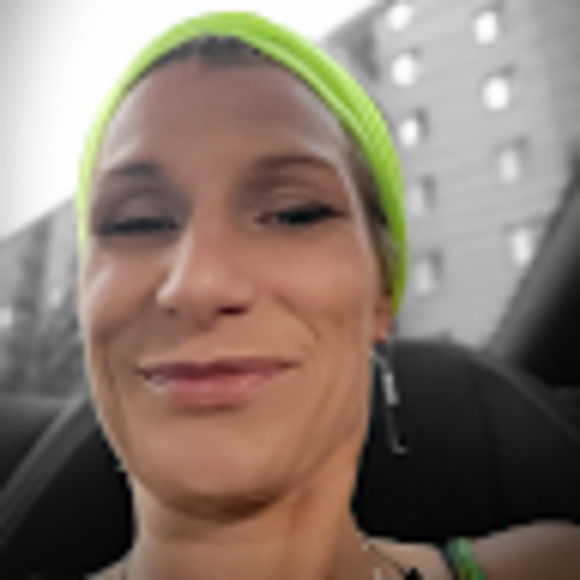 Meet your Posher, Natasha - Picture 1 of 1